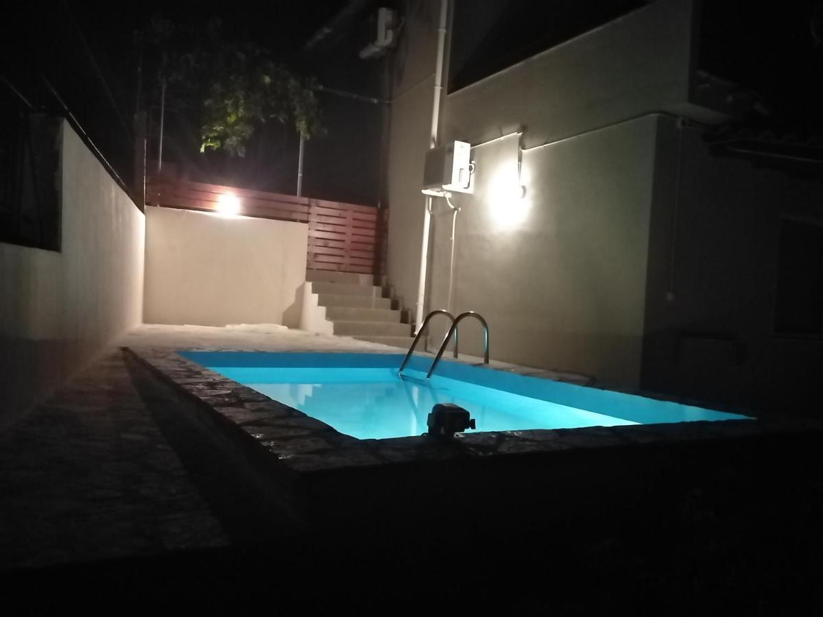 Apartment With Private Pool For Rent In Tzanata Kefalonia Dhimisianata Екстер'єр фото